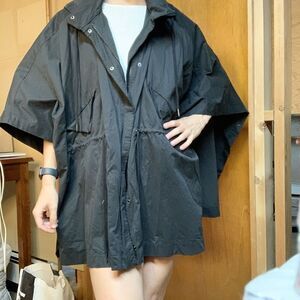 Simpy Vera (L) Vera Wang Women's Rain Poncho - Black Hip Water Repelling Jacket